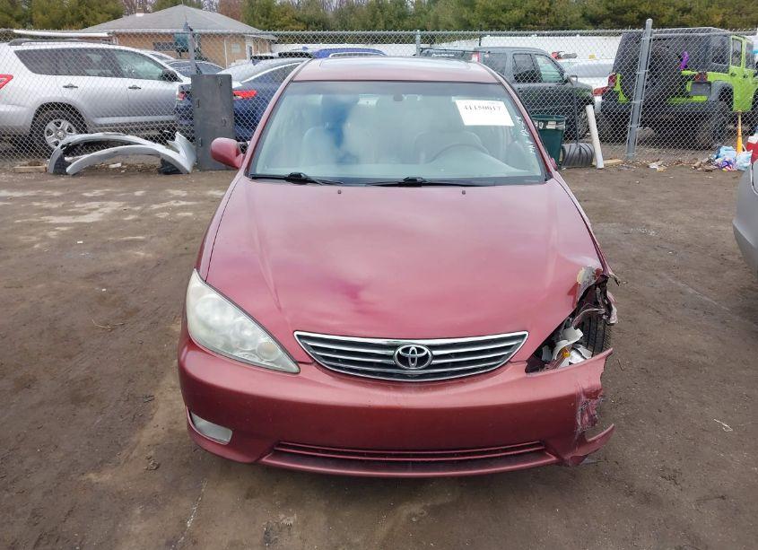 Photo 12 of 2005 Toyota Camry XLE V6 (VIN 4T1BF30K05U085427)