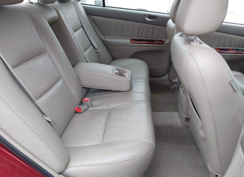 Photo 8 of 2005 Toyota Camry XLE V6 (VIN 4T1BF30K05U085427)