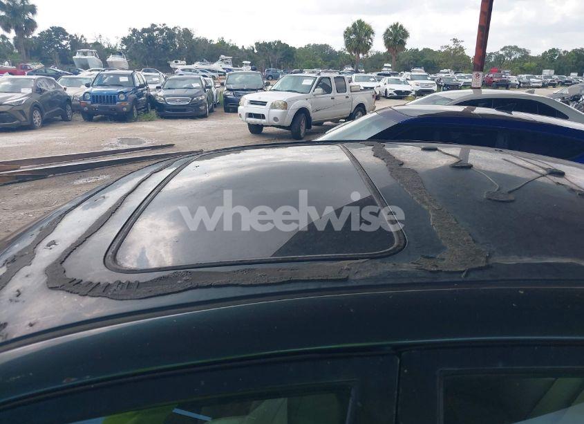 Photo 12 of 2005 Toyota Camry XLE V6 (VIN 4T1BF30K05U107300)