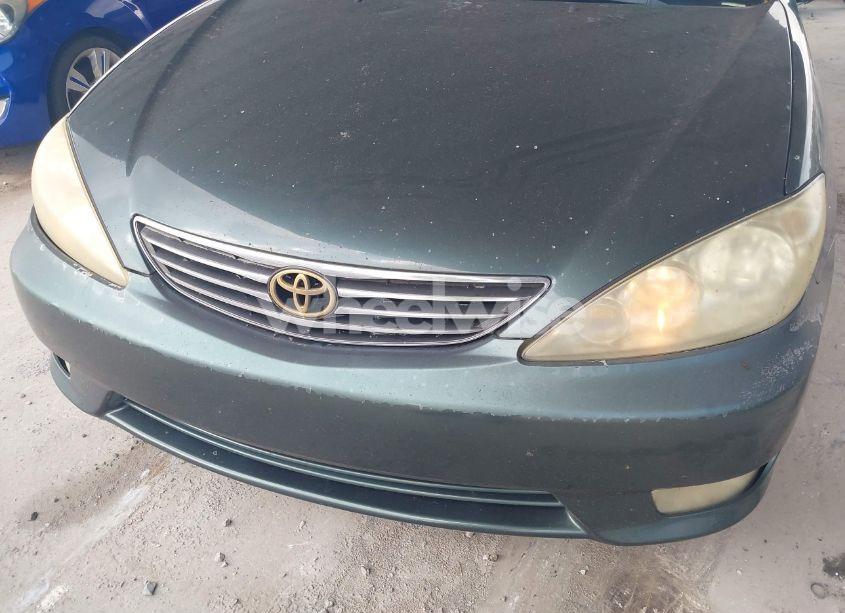 Photo 13 of 2005 Toyota Camry XLE V6 (VIN 4T1BF30K05U107300)