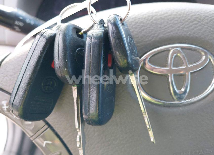 Photo 11 of 2006 Toyota Camry LE V6 (VIN 4T1BF30K06U632441)