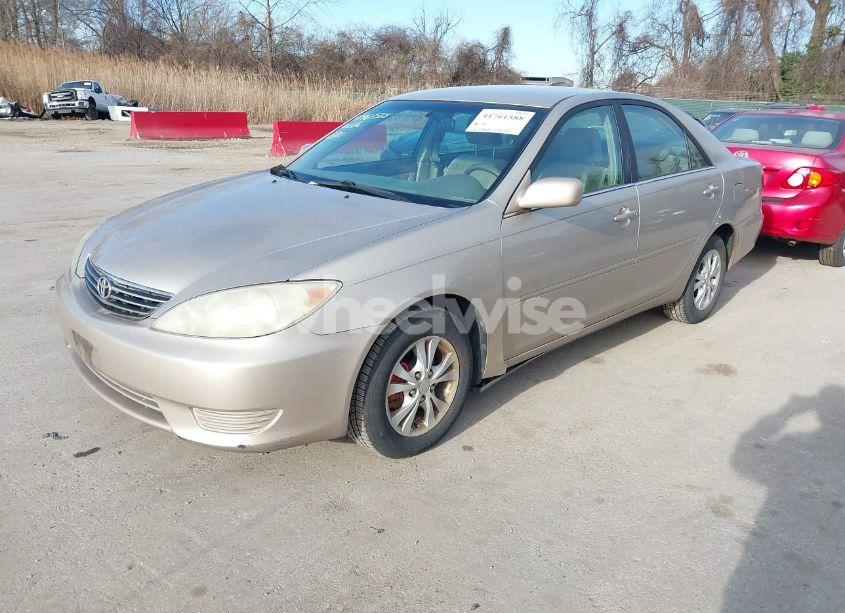 Photo 2 of 2006 Toyota Camry LE V6 (VIN 4T1BF30K06U632441)