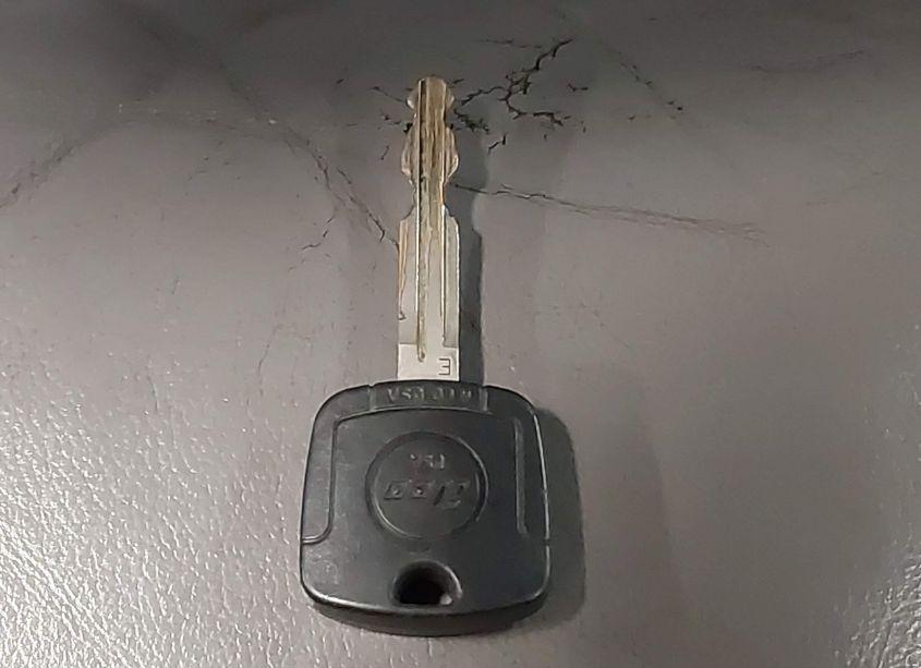 Photo 11 of 2002 Toyota Camry XLE V6 (VIN 4T1BF30K12U004625)