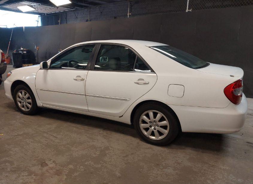 Photo 3 of 2002 Toyota Camry XLE V6 (VIN 4T1BF30K12U004625)