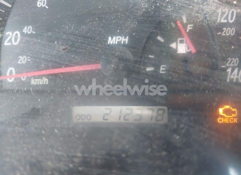 Photo 7 of 2002 Toyota Camry LE V6 (VIN 4T1BF30K12U006911)