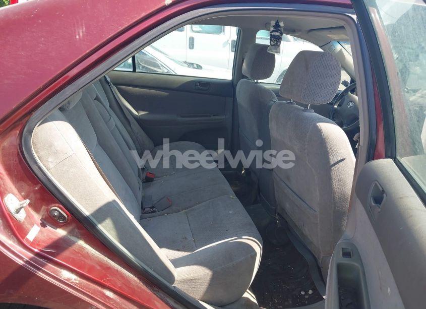 Photo 8 of 2002 Toyota Camry LE V6 (VIN 4T1BF30K12U006911)