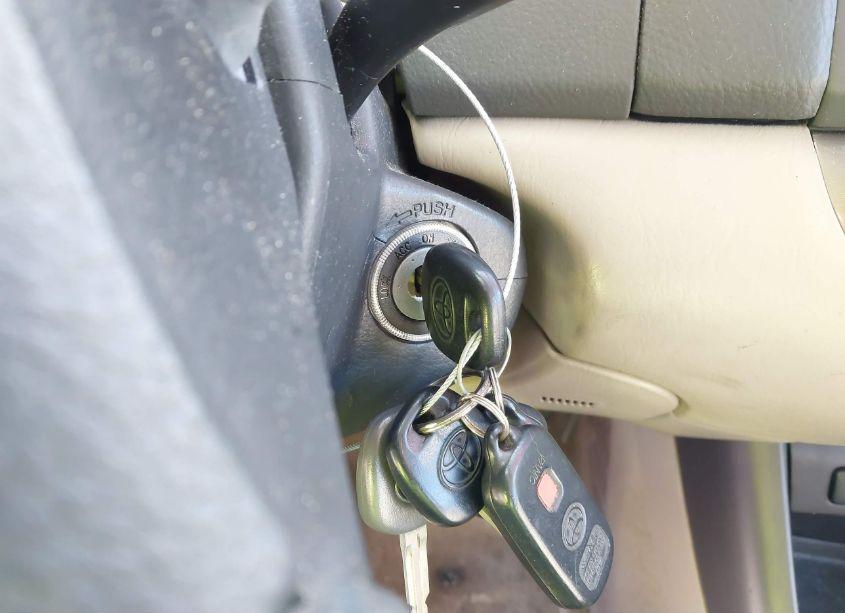 Photo 11 of 2002 Toyota Camry SE V6 (VIN 4T1BF30K12U508091)