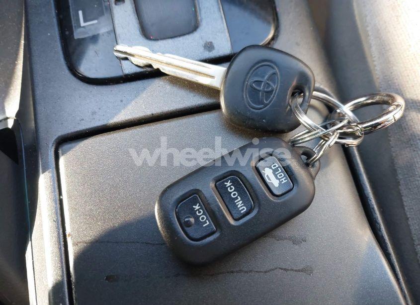 Photo 11 of 2002 Toyota Camry LE V6 (VIN 4T1BF30K12U524601)