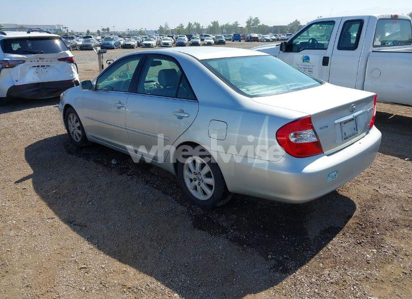 Photo 3 of 2002 Toyota Camry XLE V6 (VIN 4T1BF30K12U531435)