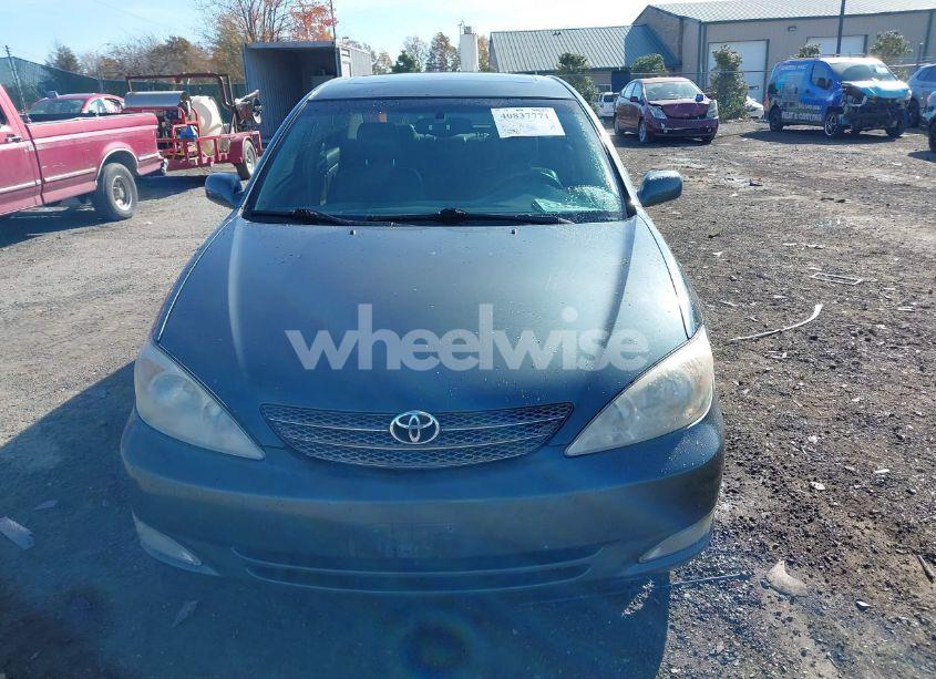 Photo 12 of 2002 Toyota Camry XLE V6 (VIN 4T1BF30K12U535940)