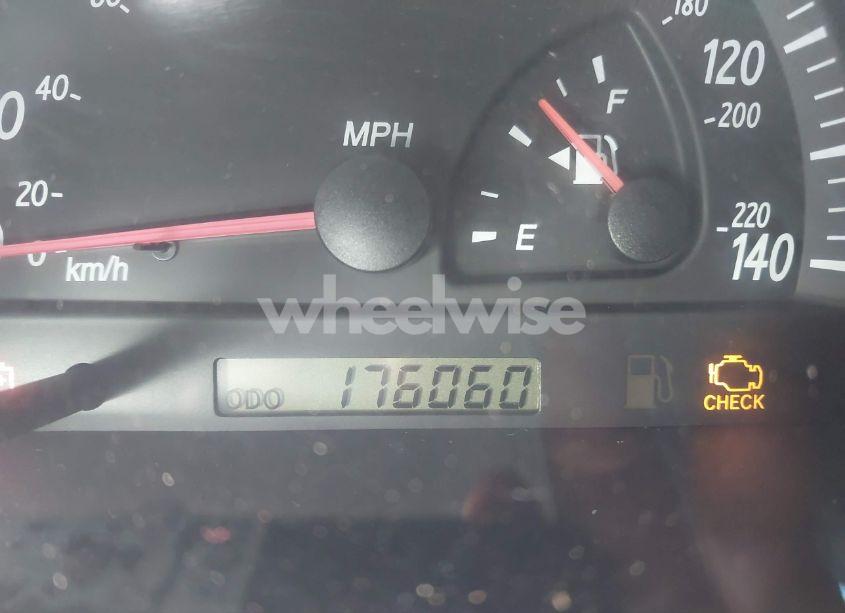 Photo 15 of 2002 Toyota Camry XLE V6 (VIN 4T1BF30K12U535940)