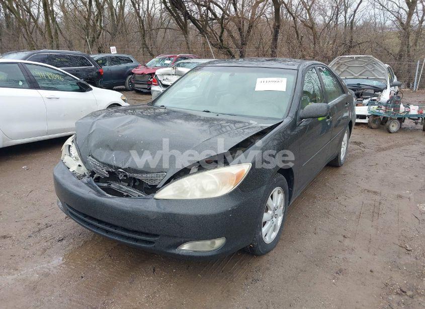 Photo 2 of 2003 Toyota Camry XLE V6 (VIN 4T1BF30K13U046035)