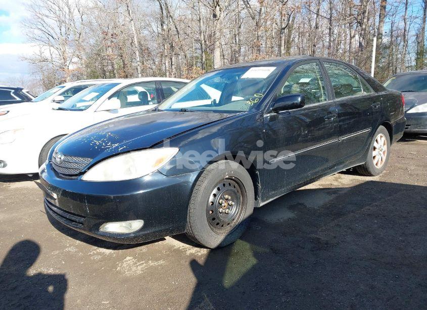 Photo 2 of 2003 Toyota Camry XLE V6 (VIN 4T1BF30K13U061246)