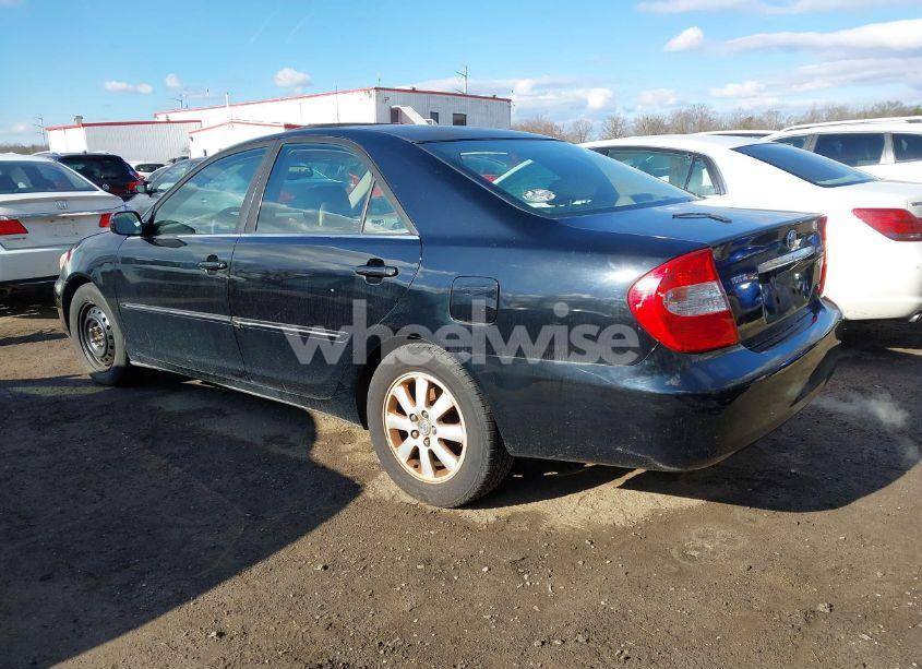 Photo 3 of 2003 Toyota Camry XLE V6 (VIN 4T1BF30K13U061246)