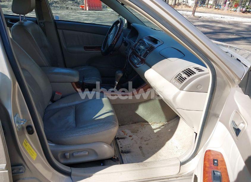 Photo 5 of 2003 Toyota Camry XLE V6 (VIN 4T1BF30K13U549208)