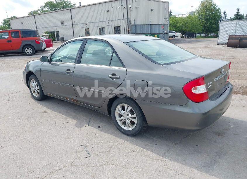 Photo 3 of 2004 Toyota Camry LE V6 (VIN 4T1BF30K14U576250)
