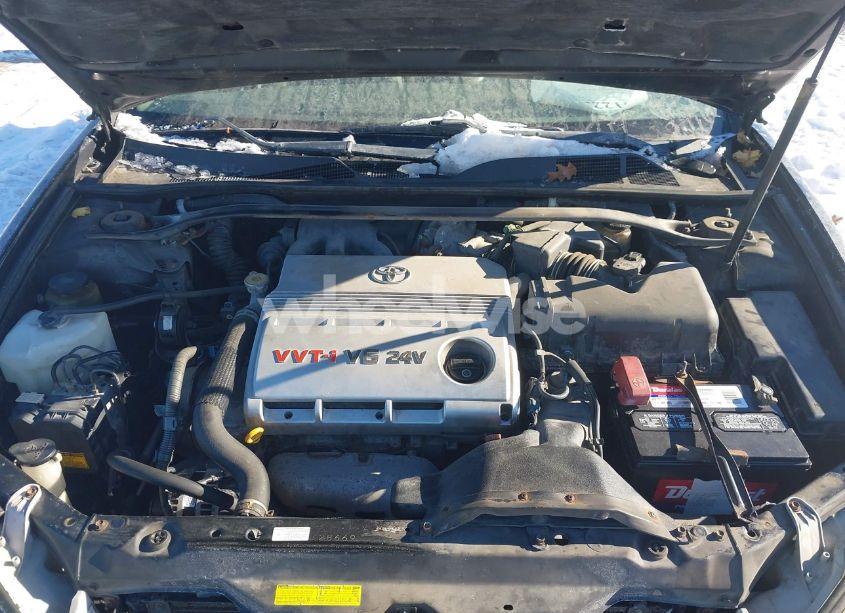 Photo 10 of 2005 Toyota Camry XLE V6 (VIN 4T1BF30K15U100680)