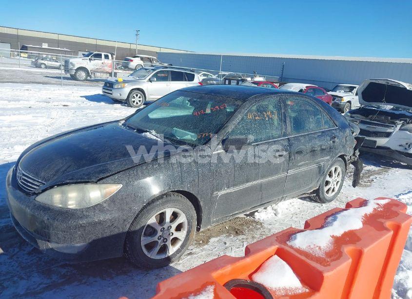 Photo 14 of 2005 Toyota Camry XLE V6 (VIN 4T1BF30K15U100680)