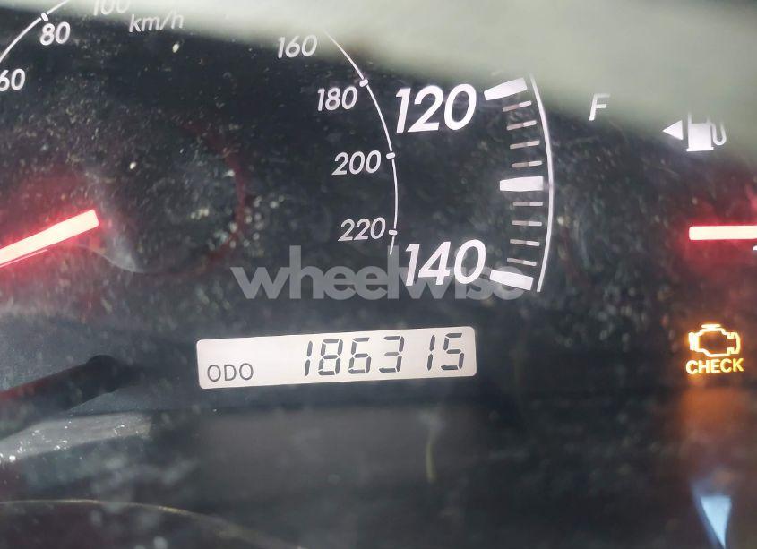 Photo 15 of 2005 Toyota Camry XLE V6 (VIN 4T1BF30K15U100680)