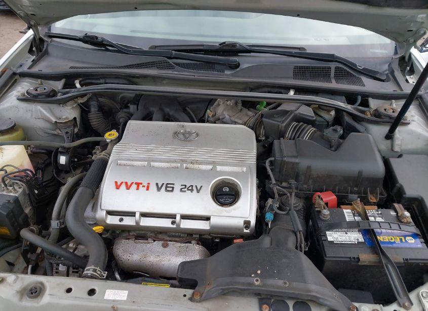 Photo 10 of 2005 Toyota Camry XLE V6 (VIN 4T1BF30K15U599027)