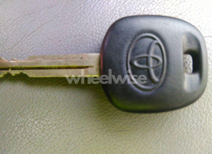 Photo 11 of 2005 Toyota Camry XLE V6 (VIN 4T1BF30K15U603125)