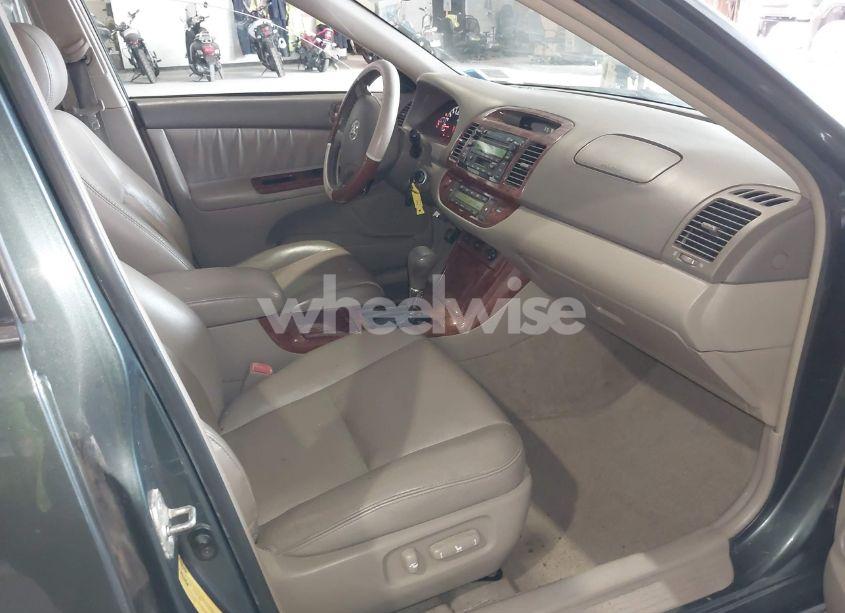 Photo 5 of 2006 Toyota Camry XLE V6 (VIN 4T1BF30K16U111194)