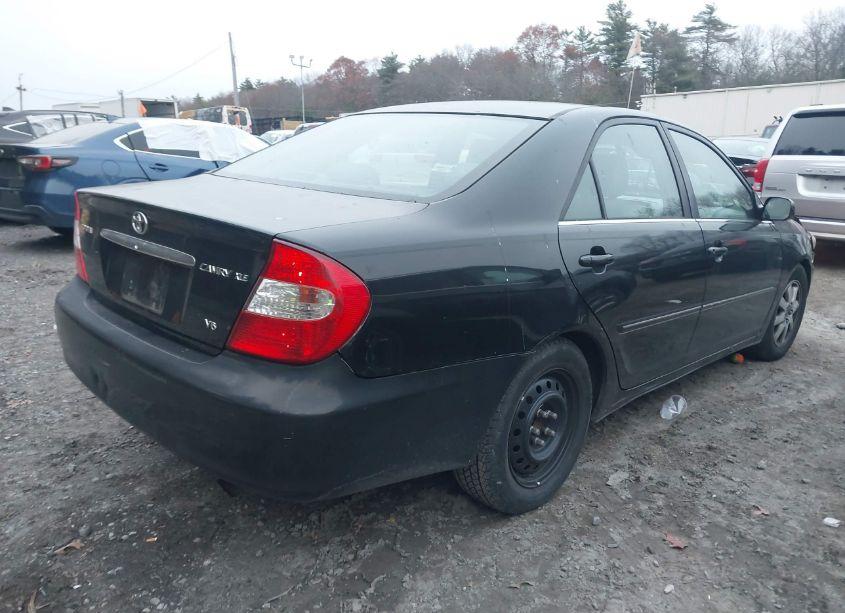 Photo 4 of 2002 Toyota Camry XLE V6 (VIN 4T1BF30K22U003659)