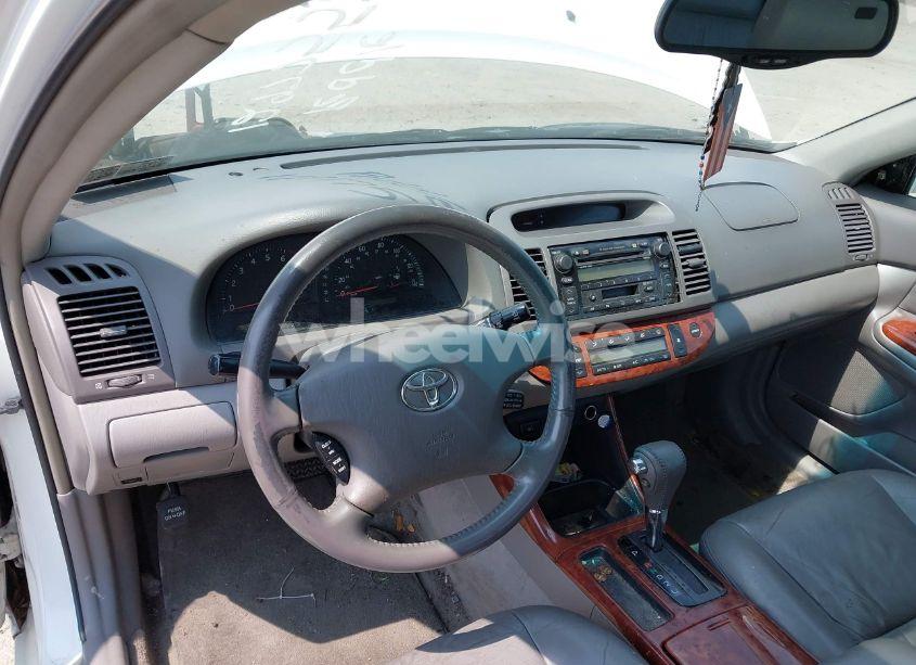 Photo 14 of 2002 Toyota Camry XLE V6 (VIN 4T1BF30K22U007310)