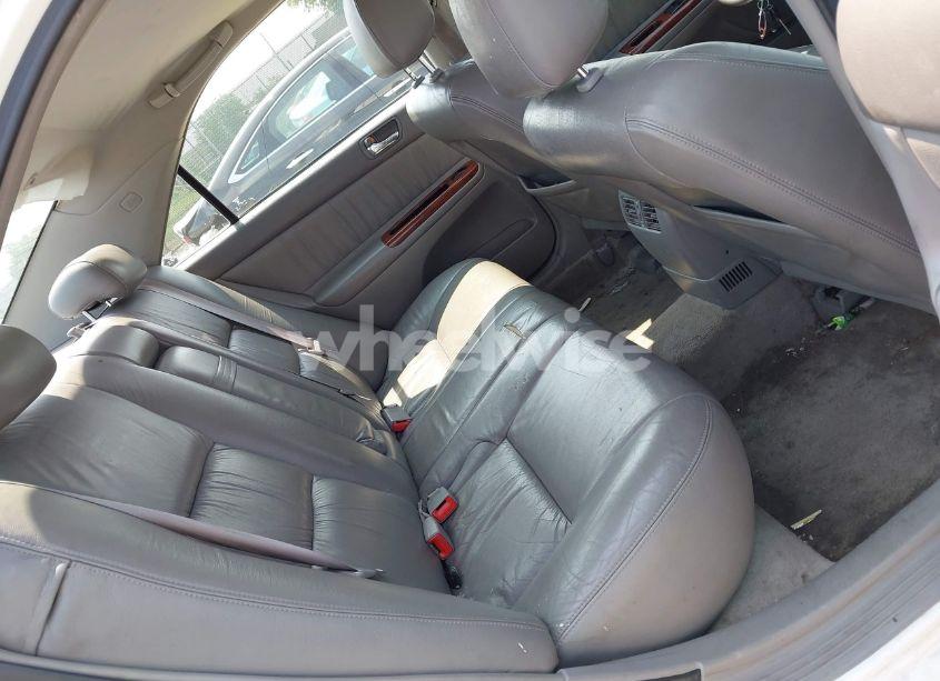 Photo 8 of 2002 Toyota Camry XLE V6 (VIN 4T1BF30K22U007310)