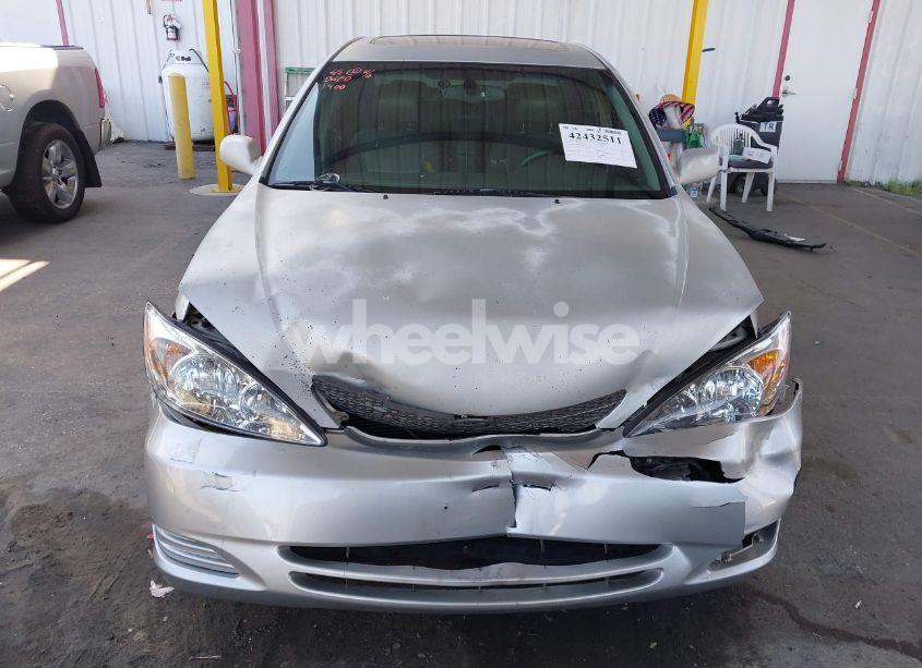 Photo 12 of 2002 Toyota Camry XLE V6 (VIN 4T1BF30K22U031400)