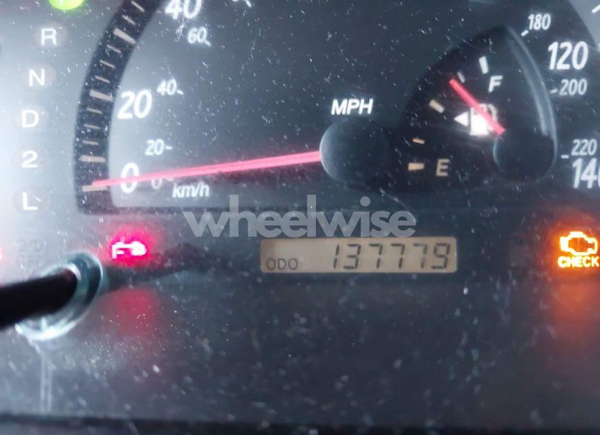 Photo 15 of 2002 Toyota Camry XLE V6 (VIN 4T1BF30K22U031400)