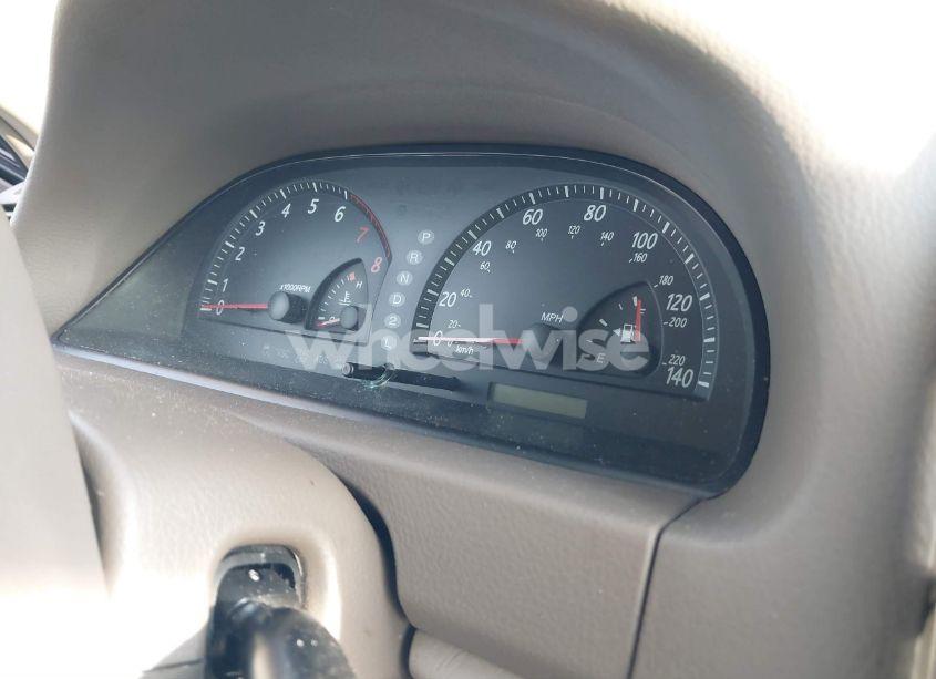 Photo 7 of 2002 Toyota Camry XLE V6 (VIN 4T1BF30K22U503708)