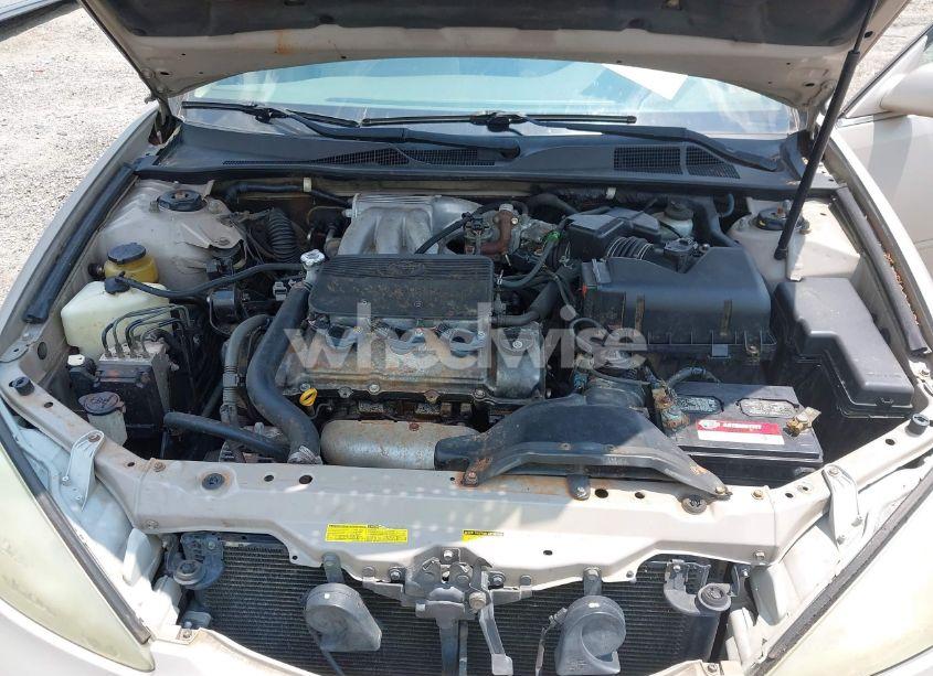 Photo 10 of 2002 Toyota Camry LE V6 (VIN 4T1BF30K22U504096)