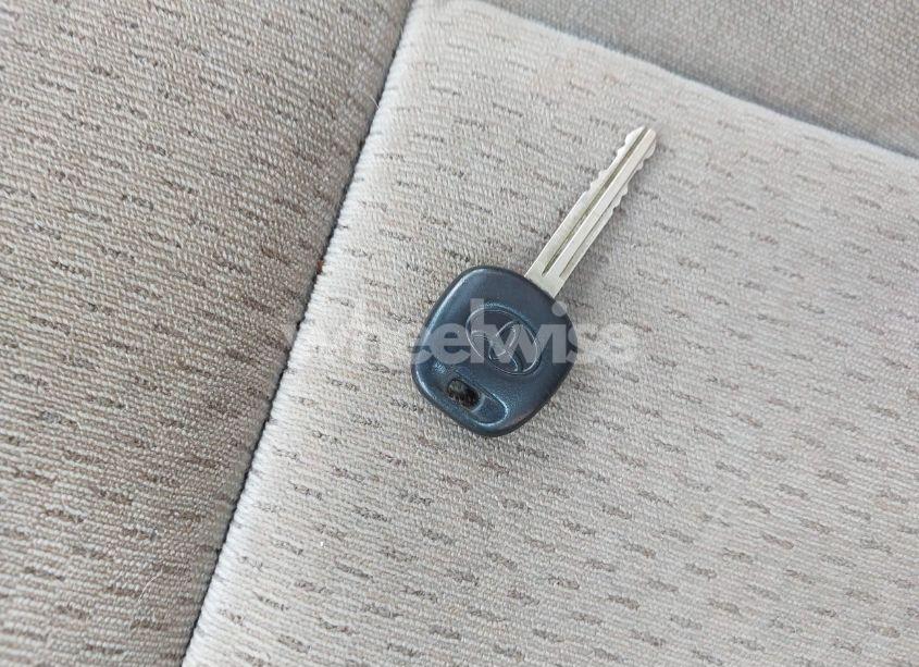 Photo 11 of 2002 Toyota Camry LE V6 (VIN 4T1BF30K22U504096)