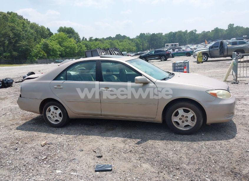 Photo 13 of 2002 Toyota Camry LE V6 (VIN 4T1BF30K22U504096)