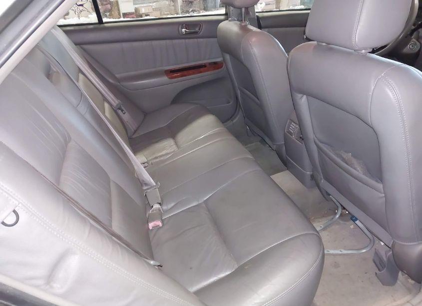 Photo 8 of 2002 Toyota Camry XLE V6 (VIN 4T1BF30K22U540693)
