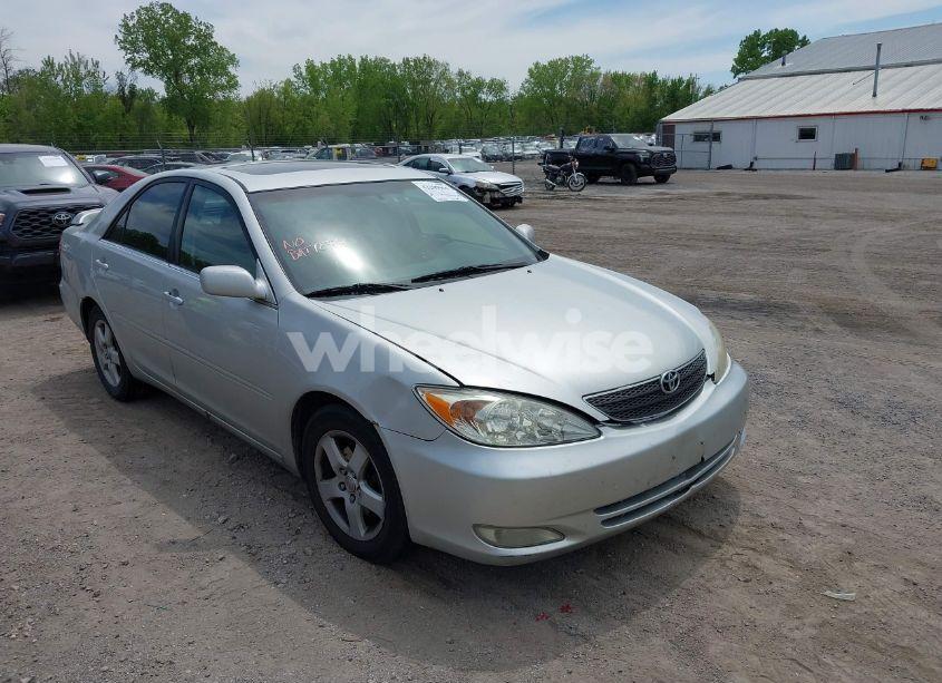 2003 Toyota Camry SE V6 (VIN 4T1BF30K23U054385) main photo