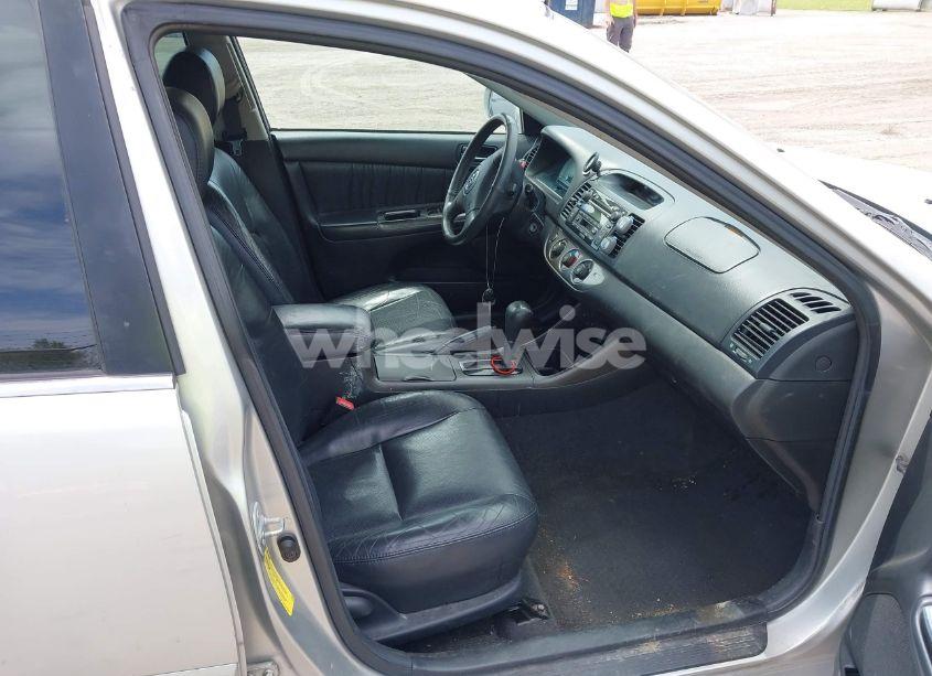 Photo 5 of 2003 Toyota Camry SE V6 (VIN 4T1BF30K23U054385)