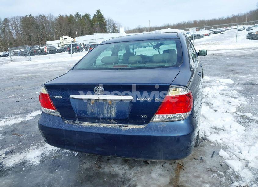 Photo 16 of 2005 Toyota Camry XLE V6 (VIN 4T1BF30K25U102051)