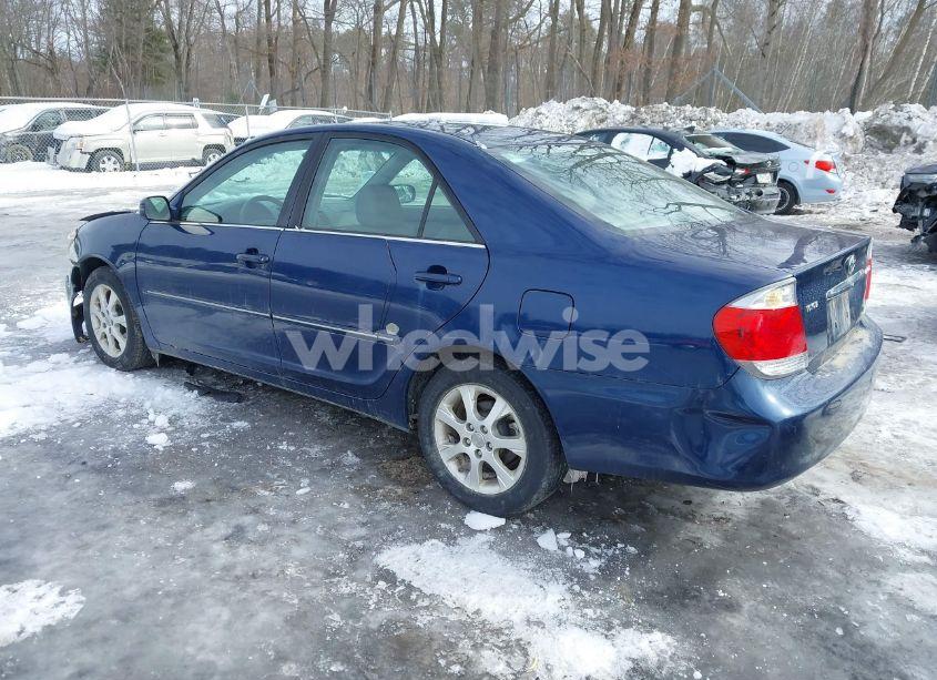 Photo 3 of 2005 Toyota Camry XLE V6 (VIN 4T1BF30K25U102051)