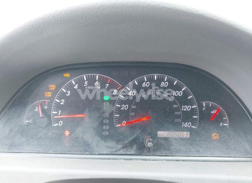 Photo 7 of 2005 Toyota Camry XLE V6 (VIN 4T1BF30K25U102051)