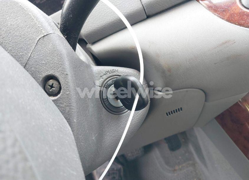 Photo 11 of 2005 Toyota Camry LE V6 (VIN 4T1BF30K25U595388)