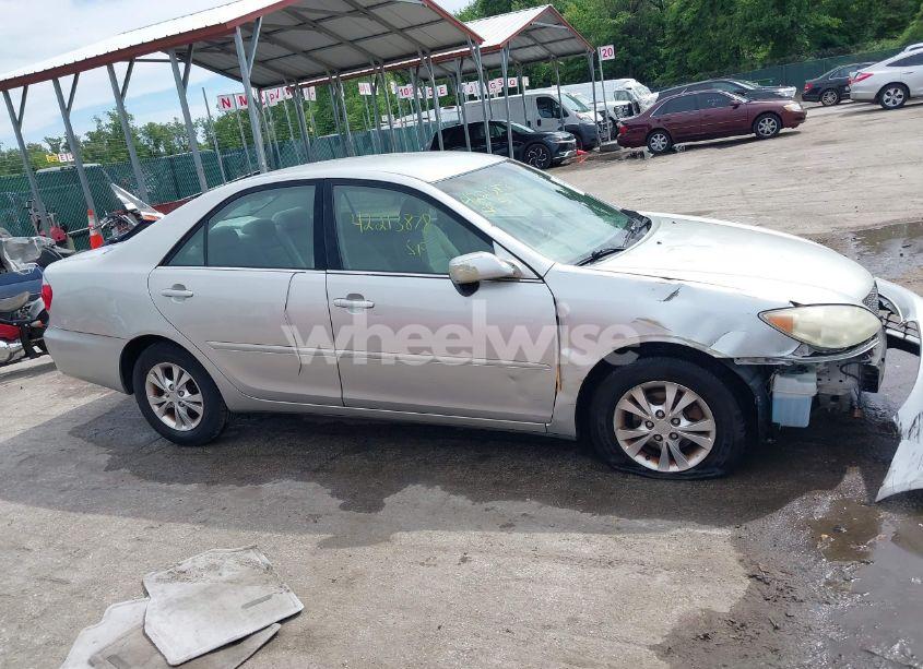 Photo 13 of 2005 Toyota Camry LE V6 (VIN 4T1BF30K25U595388)