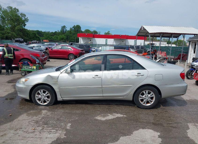 Photo 14 of 2005 Toyota Camry LE V6 (VIN 4T1BF30K25U595388)