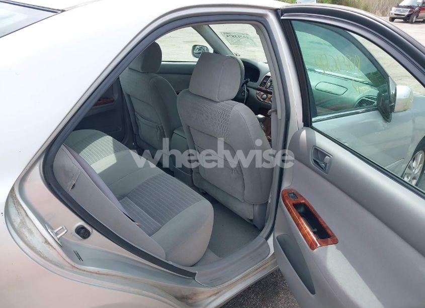 Photo 8 of 2005 Toyota Camry LE V6 (VIN 4T1BF30K25U595388)