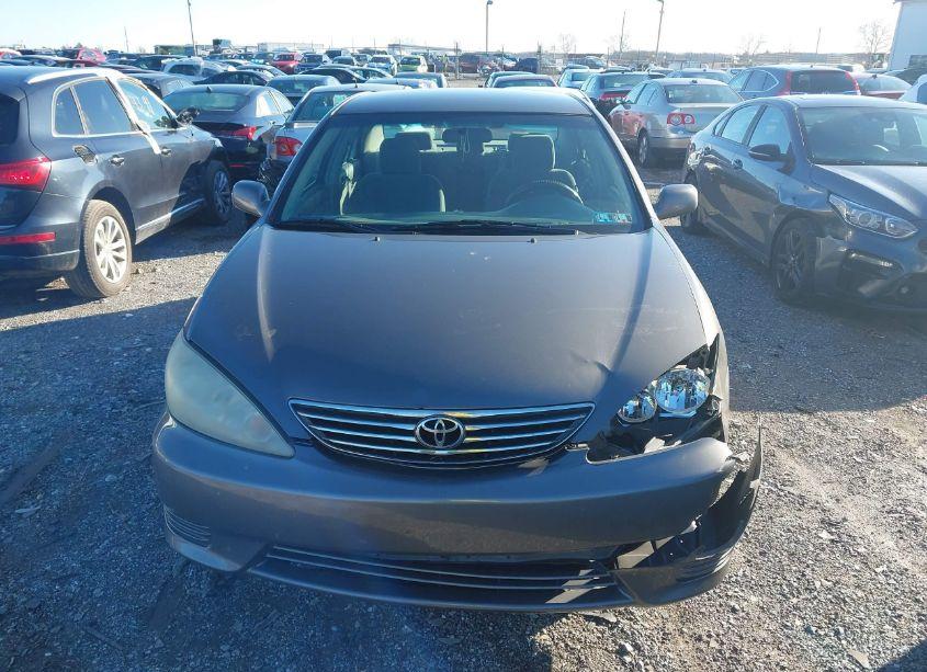 Photo 12 of 2005 Toyota Camry LE V6 (VIN 4T1BF30K25U598775)