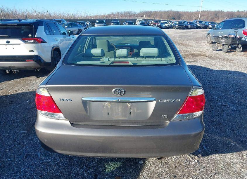 Photo 16 of 2005 Toyota Camry LE V6 (VIN 4T1BF30K25U598775)
