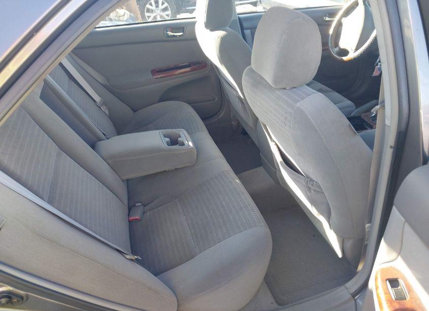 Photo 8 of 2005 Toyota Camry LE V6 (VIN 4T1BF30K25U598775)