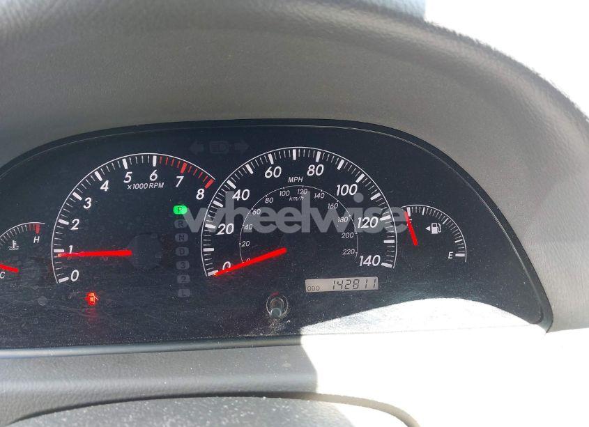 Photo 7 of 2005 Toyota Camry XLE V6 (VIN 4T1BF30K25U610200)