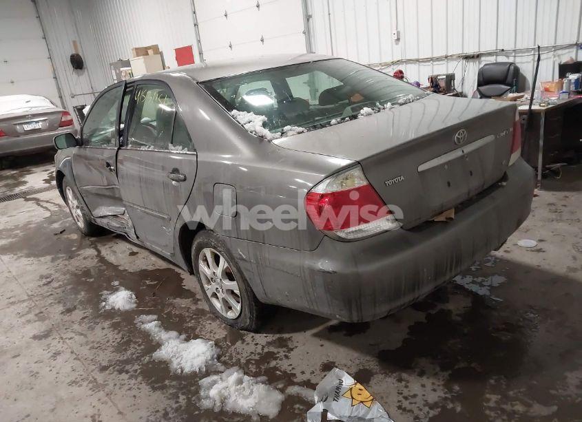 Photo 3 of 2006 Toyota Camry XLE V6 (VIN 4T1BF30K26U632991)